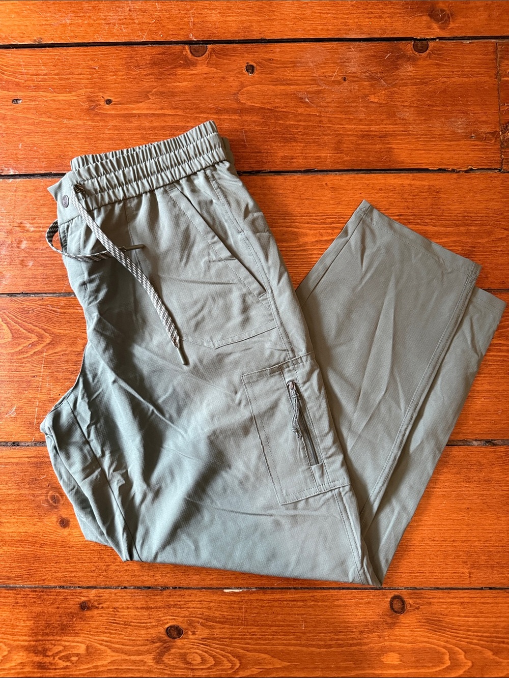 Avalanche Women's Cargo Jogger Pants in Olive Green